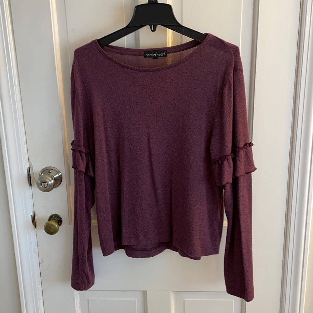 maroon purplish long sleeve sweater